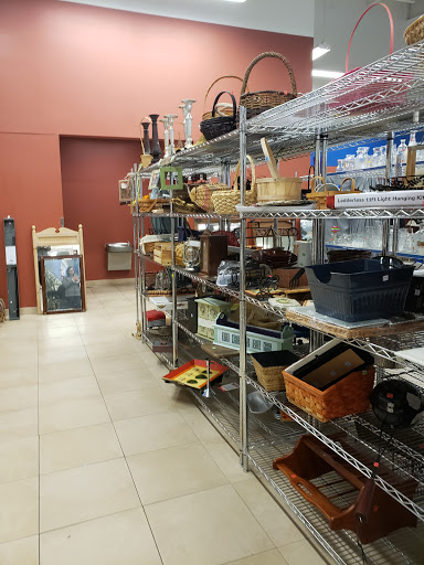 Thrift Store «Goodwill Stamford Store & Donation Station», reviews and photos, 587 Elm St, Stamford, CT 06902, USA