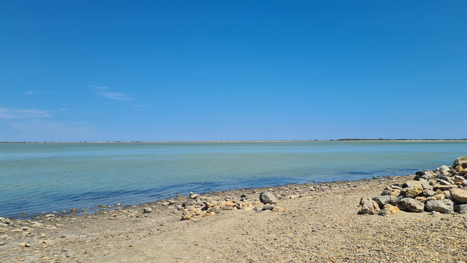 Foto von Plage Le Clapotis und die siedlung