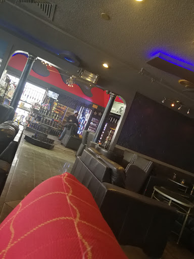 Tobacco Shop «Hollywood Smokes», reviews and photos, 6857 159th St, Tinley Park, IL 60477, USA