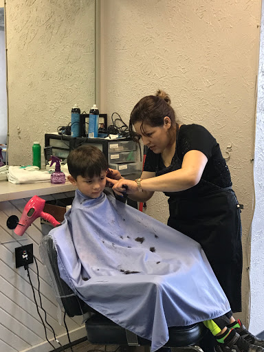 Beauty Salon «Cuts Ltd Beauty Salon», reviews and photos, 207 W Main St, League City, TX 77573, USA