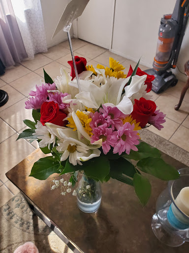Florist «Commerce Flowers», reviews and photos, 2340 S Atlantic Blvd, Commerce, CA 90040, USA