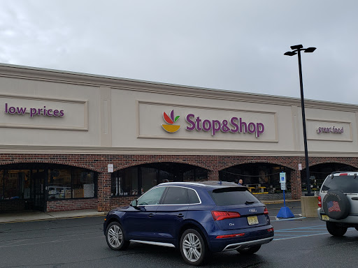 Grocery Store «Stop & Shop», reviews and photos, 1083 Inman Ave, Edison, NJ 08820, USA