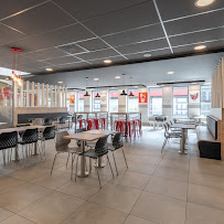 Atmosphère du Restaurant KFC Givors - n°20