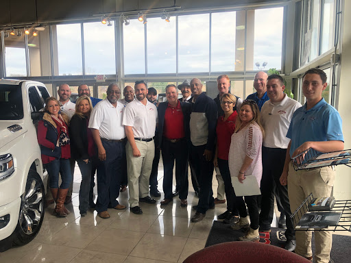 Jeep Dealer «Miracle Chrysler Dodge Jeep Ram», reviews and photos, 1290 Nashville Pike, Gallatin, TN 37066, USA