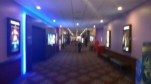 Movie Theater «Showcase Cinema de Lux Revere», reviews and photos, 565 Squire Rd, Revere, MA 02151, USA