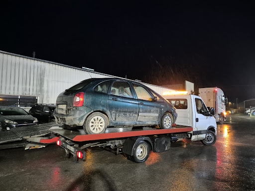Auto Recyclage 36 Enlèvement d'épave gratuit enlèvement d'épaves Châteauroux epaviste indre et ses alentours