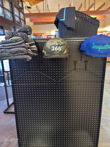 Liquor Store «Snoqualmie Tobacco & Liquor Company», reviews and photos, 37500 SE North Bend Way, Snoqualmie, WA 98065, USA