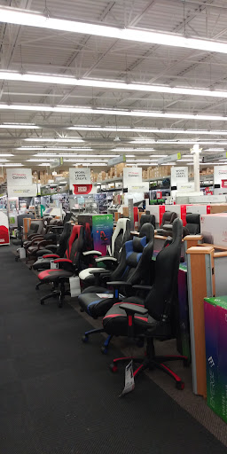 Office Supply Store «Staples», reviews and photos, 1207 N Landing Way, Renton, WA 98057, USA