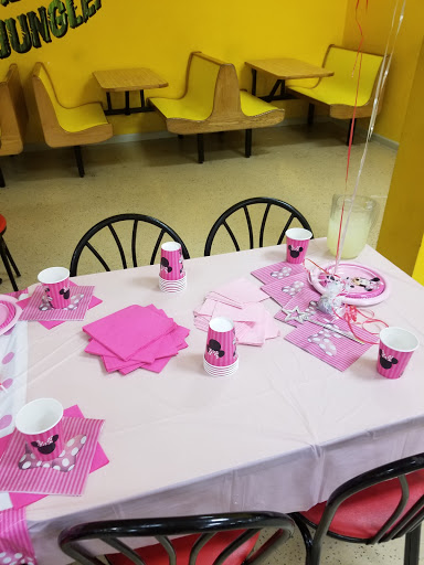 Amusement Center «Jeepers!», reviews and photos, 14600 Lakeside Cir, Sterling Heights, MI 48313, USA