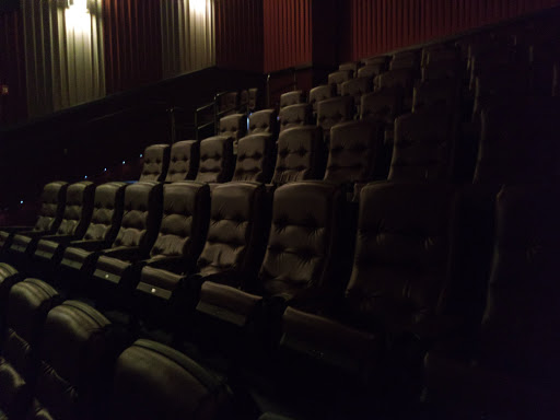 Movie Theater «Cinemark Chesapeake Square and XD», reviews and photos, 2413 Chesapeake Square Ring Rd, Chesapeake, VA 23321, USA