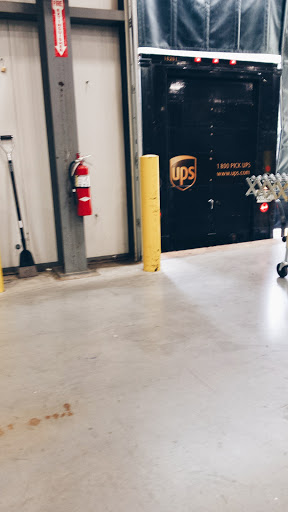 Shipping and Mailing Service «UPS Customer Center», reviews and photos, 92 Industrial Park Dr, Dover, NH 03820, USA