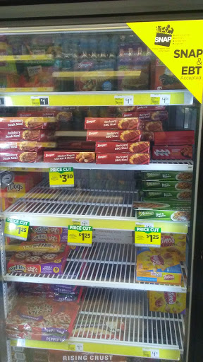 Discount Store «Dollar General», reviews and photos, 712 W Pearce Blvd, Wentzville, MO 63385, USA