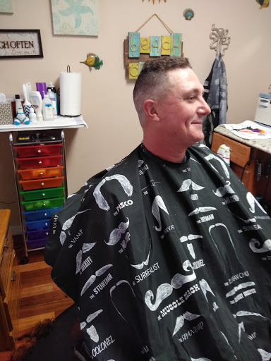 Barber Shop «Beach Clips Barber Shop», reviews and photos, 7004 N Atlantic Ave, Cape Canaveral, FL 32920, USA