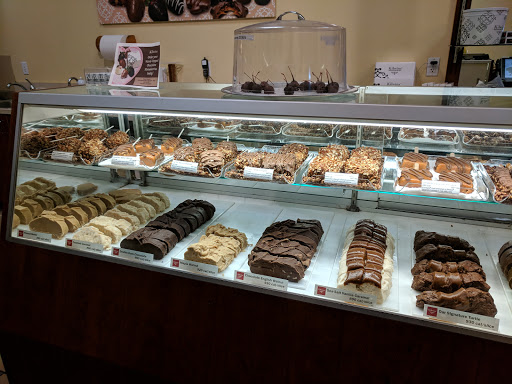 Chocolate Shop «Kilwins Hollywood», reviews and photos, 1907 Hollywood Blvd, Hollywood, FL 33020, USA