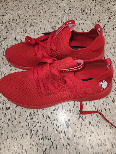 Clothing Store «Ross Dress for Less», reviews and photos, 1082 S Mt Vernon Ave, Colton, CA 92324, USA