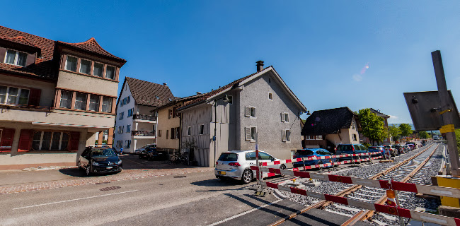 Dorfladen Hölstein, Sumankala Surendran - Supermarkt