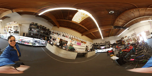 Pawn Shop «Azusa Pawn», reviews and photos, 1028 W Gladstone St, Azusa, CA 91702, USA