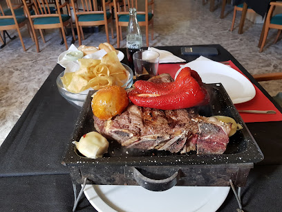 El Bolero steak house - C. Alcaldes Mayores, 37, 35600 Puerto del Rosario, Las Palmas, Spain