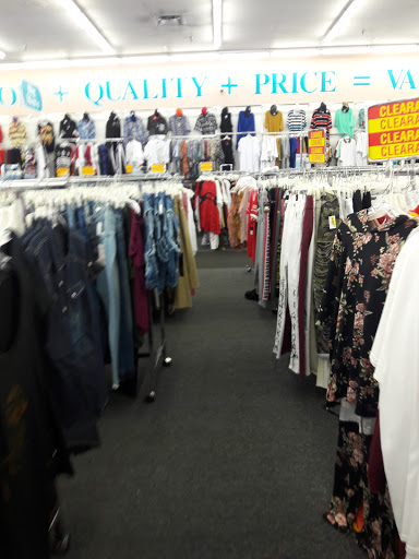 Clothing Store «Citi Trends», reviews and photos, 440 Havendale Blvd, Auburndale, FL 33823, USA