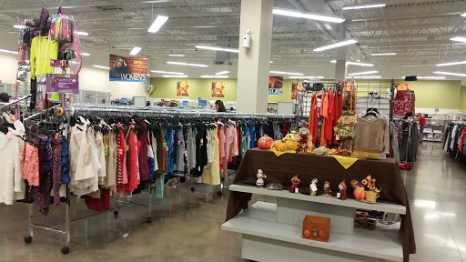 Thrift Store «Goodwill Store & Donation Center», reviews and photos, 5518 Touhy Ave, Skokie, IL 60077, USA