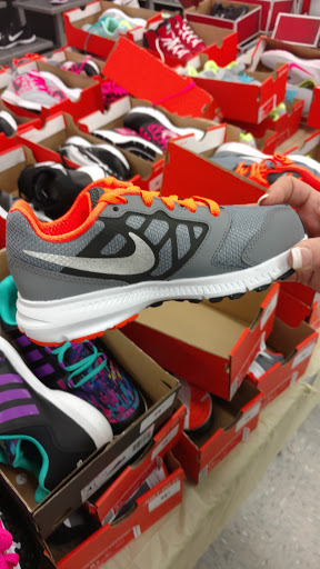 Sporting Goods Store «Academy Sports + Outdoors», reviews and photos, 1260 S Amity Rd, Conway, AR 72032, USA