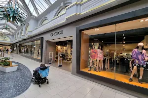 Lakeside Shopping Centre image