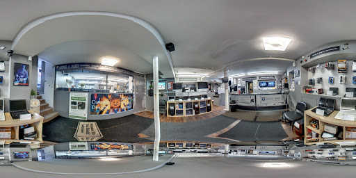 Computer Store «Tech Shield Computer Repair», reviews and photos, 3510 North Broadway, Chicago, IL 60657, USA