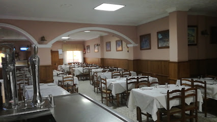 Hernández Tomillero Restaurante - C. Oquendo, 55, 11300 La Línea de la Concepción, Cádiz, Spain
