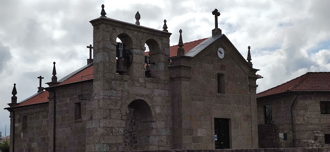 Avaliações doIgreja Paroquial de Revinhade em Felgueiras - Igreja