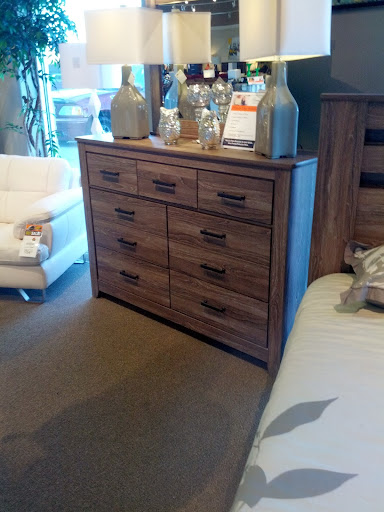 Furniture Store «Ashley HomeStore», reviews and photos, 9100 N Fwy Service Rd E #140, Fort Worth, TX 76177, USA