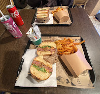 Frite du Restaurant de hamburgers Intense burger à Saint-Cyprien - n°6
