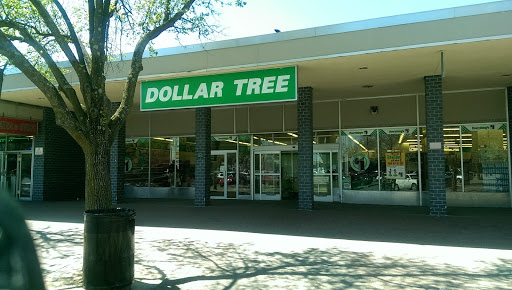 Shopping Mall «Bay Plaza Shopping Center», reviews and photos, 2100 Bartow Ave, Bronx, NY 10475, USA