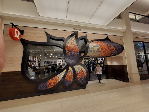 Sportswear Store «lululemon athletica», reviews and photos, 152 South Avenue, Bloomington, MN 55425, USA