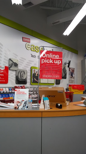 Office Supply Store «Staples», reviews and photos, 1600 S Grand Hwy, Clermont, FL 34711, USA