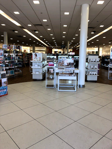 Hair Salon «Ulta Beauty», reviews and photos, 830 County Rd 42 W, Burnsville, MN 55337, USA