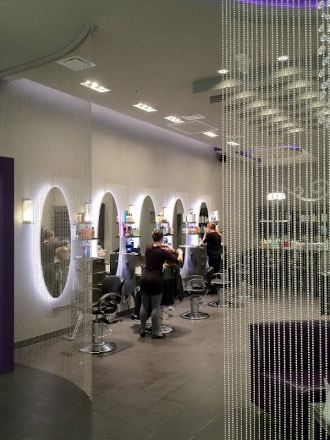 Bella-Moda Hair Studio