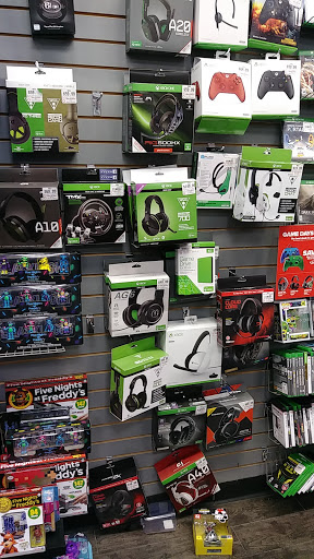 Video Game Store «GameStop», reviews and photos, 3 Xavier Dr, Yonkers, NY 10704, USA