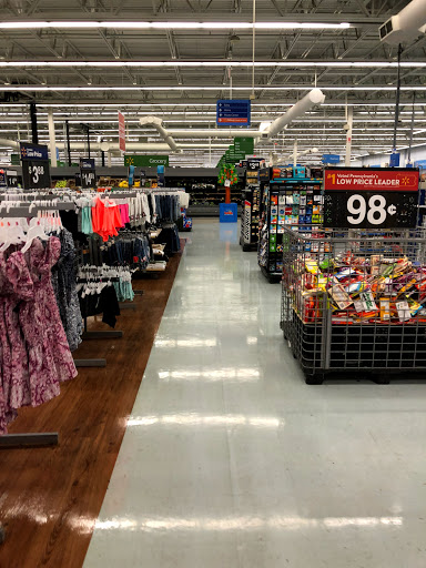 Discount Store «Walmart», reviews and photos, 1570 Chester Pike, Eddystone, PA 19022, USA