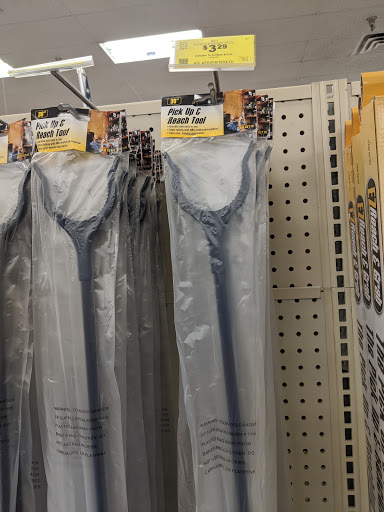 Hardware Store «Harbor Freight Tools», reviews and photos, 2000 Avondale Dr STE 104, Durham, NC 27704, USA