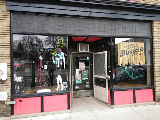 Bicycle Store «Grand Rapids Bicycle Company - Fulton», reviews and photos, 1311 Fulton St E, Grand Rapids, MI 49503, USA