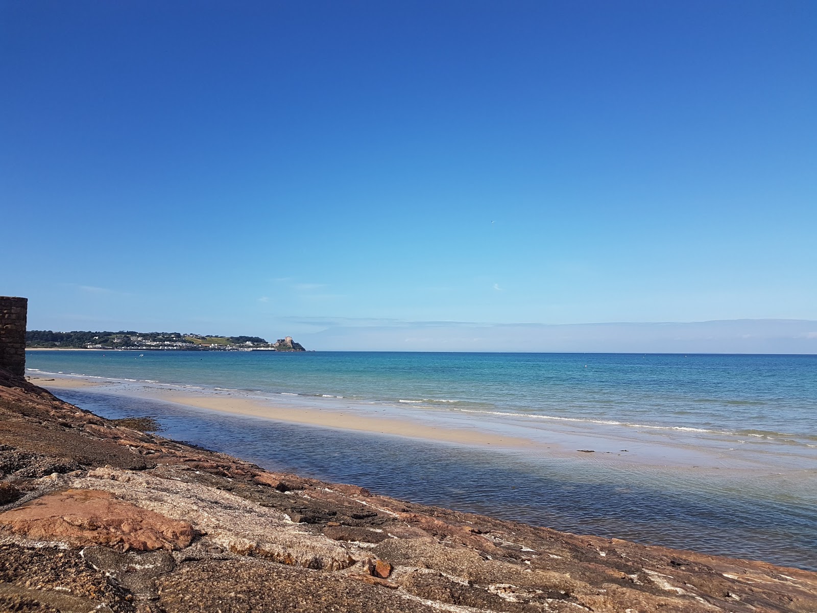 Photo de Keppel Beach avec rivage droit, long