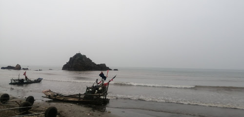 Hon Dua Beach photo #2