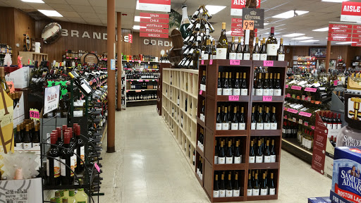 Wine Store «Foremost Liquors», reviews and photos, 275 Green Bay Rd, Wilmette, IL 60091, USA