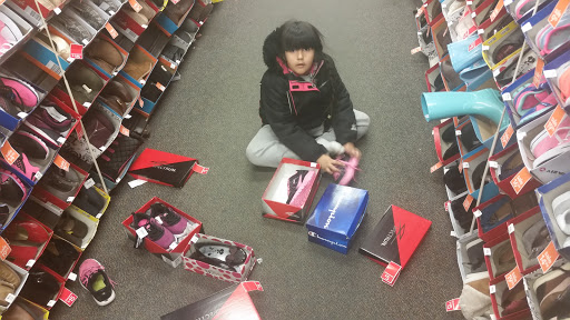 Shoe Store «Payless ShoeSource», reviews and photos, 361 Main St, Belleville, NJ 07109, USA