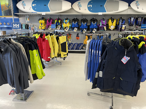 Marine Supply Store «West Marine», reviews and photos, 4141 S 76th St, Greenfield, WI 53220, USA