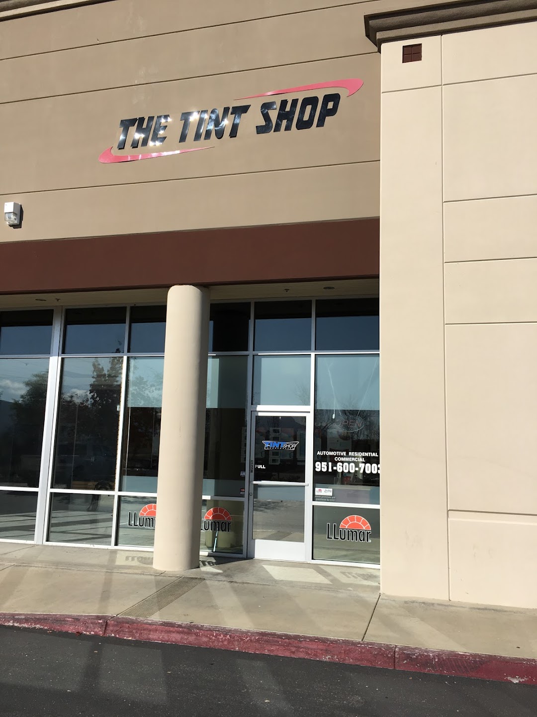 THE TINT SHOP