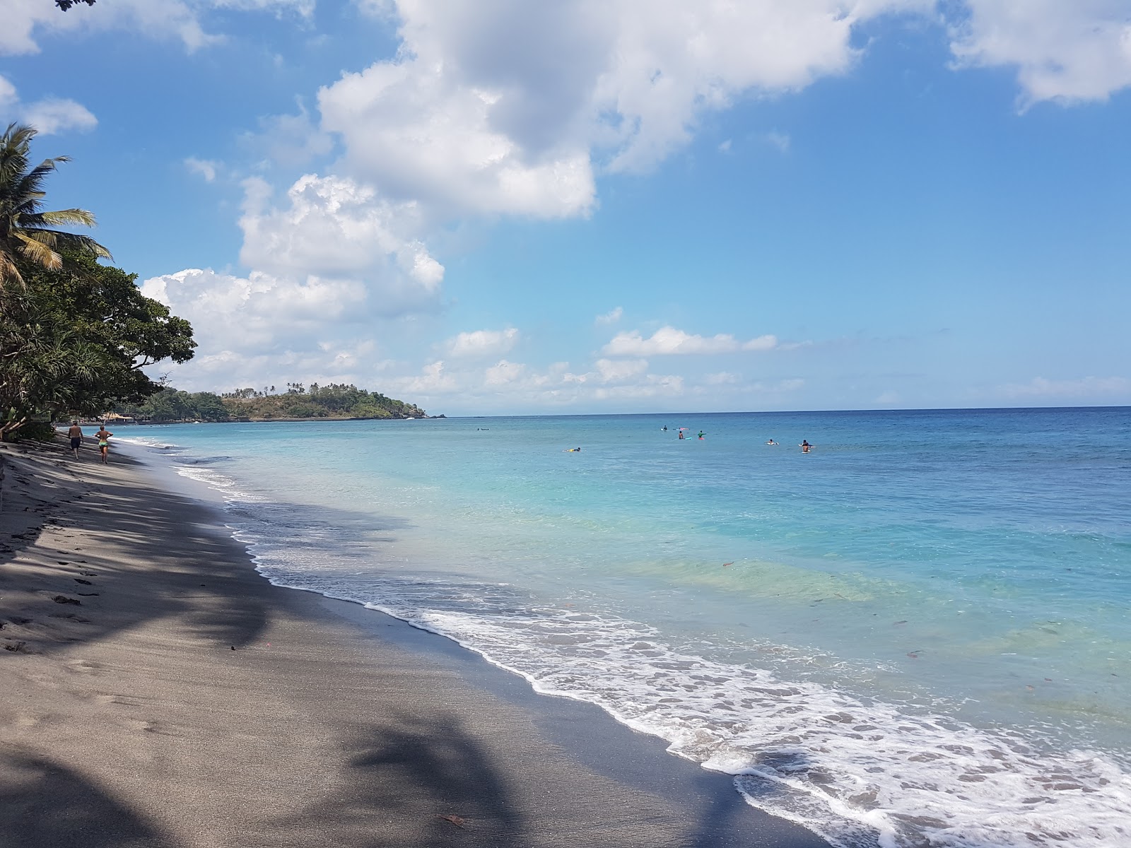 Foto van Katamaran Resort Beach met ruim strand