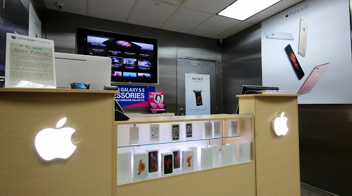 Electronics Store «I-Town Store», reviews and photos, 217 SE 1st St, Miami, FL 33131, USA