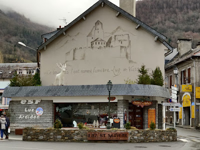 Bureau des Guides de Luz à Luz-Saint-Sauveur