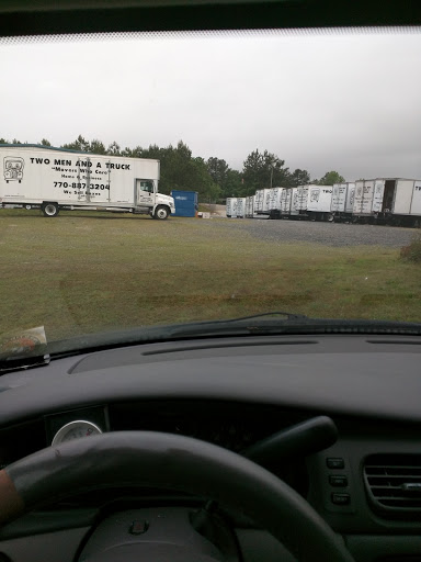 Moving and Storage Service «Two Men and a Truck», reviews and photos, 1640 McFarland 400 Dr, Alpharetta, GA 30004, USA